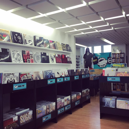 Anmeldelser af Moby Disc i Odense - Musikbutik