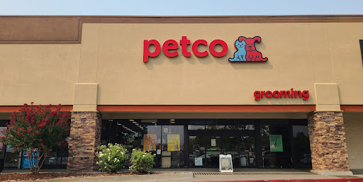 Pet Supply Store «Petco Animal Supplies», reviews and photos, 1917 Douglas Blvd, Roseville, CA 95661, USA