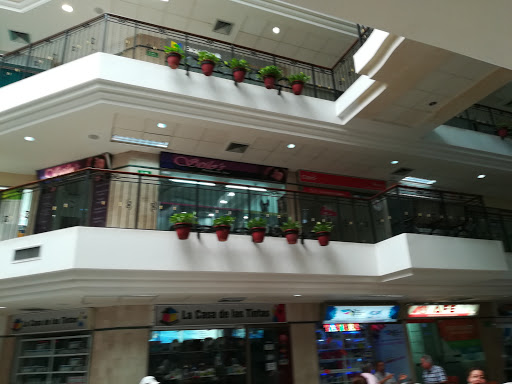 Centro Comercial Centro Uno