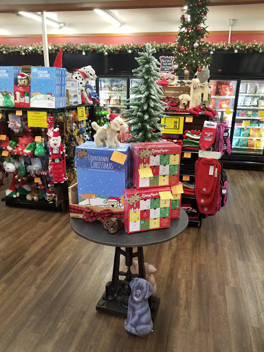 Pet Store «Firehouse Pet Shop & Grooming», reviews and photos, 17 S Wenatchee Ave, Wenatchee, WA 98801, USA