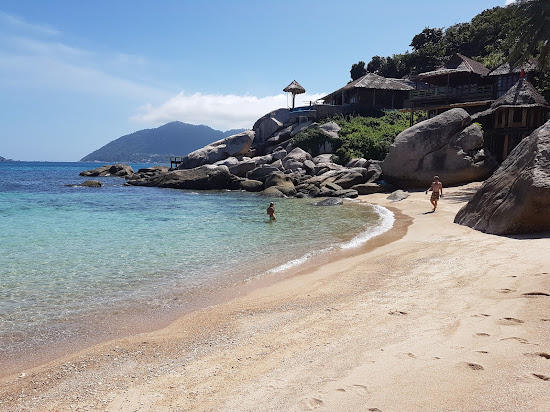 Jansom Bay