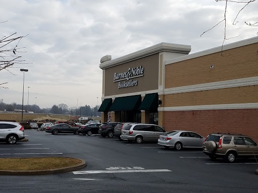 Book Store «Barnes & Noble», reviews and photos, 2751 Paper Mill Rd, Wyomissing, PA 19610, USA