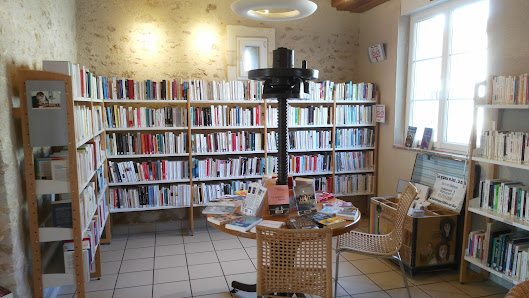 Bibliothèque associative Lire Délivre Athée sur Cher 1 Rue de la Gangnerie, 37270 Athée-sur-Cher, France
