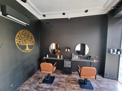 Coiffure by M à Brive-la-Gaillarde