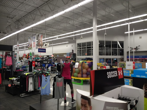 Sporting Goods Store «Academy Sports + Outdoors», reviews and photos, 130 S Hampton Pl, Clarksville, TN 37040, USA