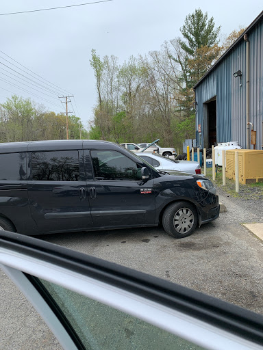 Auto Repair Shop «B & B Auto Salvage», reviews and photos, 18911 Central Ave, Upper Marlboro, MD 20774, USA