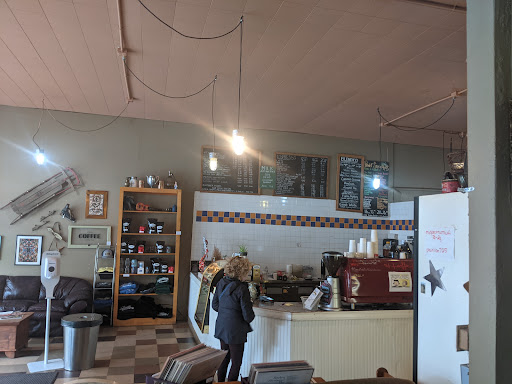Coffee Shop «Seaside Coffee Roasters», reviews and photos, 5 N Holladay Dr, Seaside, OR 97138, USA