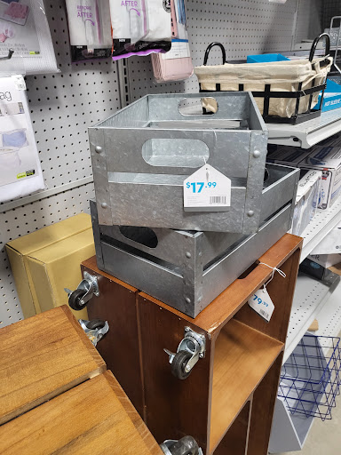 Home Goods Store «At Home», reviews and photos, 209 S Royal Oaks Blvd, Franklin, TN 37064, USA