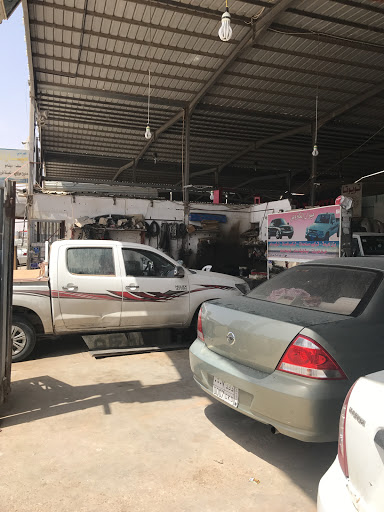 ورشة العايد لصيانة السيارات 