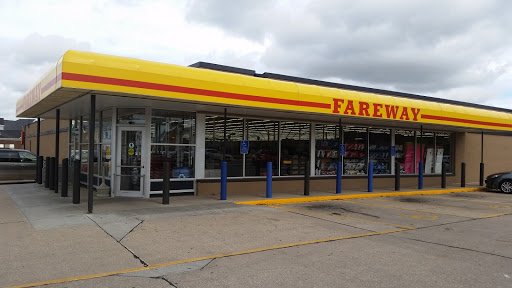 Fareway Grocery, 120 N 3rd Ave E, Newton, IA 50208, USA, 