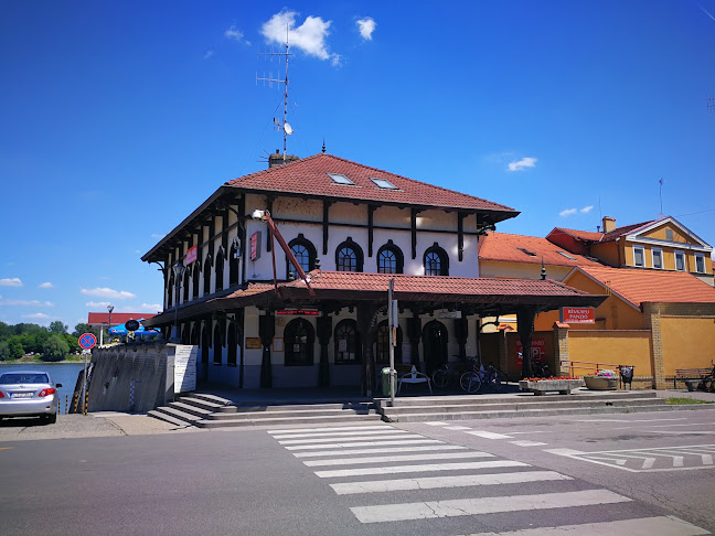 Comentarii opinii despre Révkapu Panzió