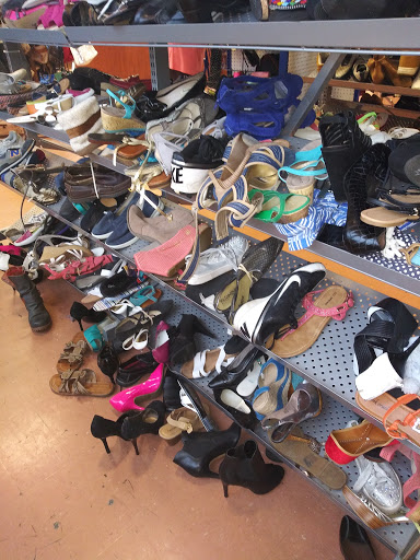 Thrift Store «Goodwill Port St. Lucie/Gatlin Store & Donation Center», reviews and photos