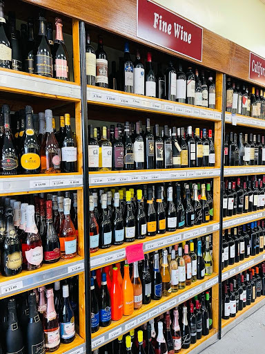 Wine Store «Hempstead Wine and Liquor», reviews and photos, 4037 Hempstead Turnpike, Bethpage, NY 11714, USA