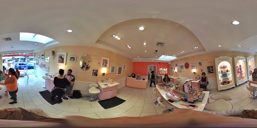 Cosmetics Store «Benefit Cosmetics Boutique & Brow Bar», reviews and photos, 1210 Montana Ave, Santa Monica, CA 90403, USA