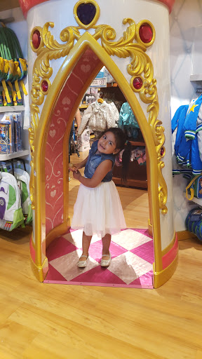 Toy Store «Disney Store», reviews and photos, 313 Smith Haven Mall, Lake Grove, NY 11755, USA