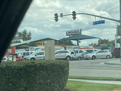 Truck Rental Agency «U-Haul of Riverside», reviews and photos, 1834 Spruce St, Riverside, CA 92507, USA
