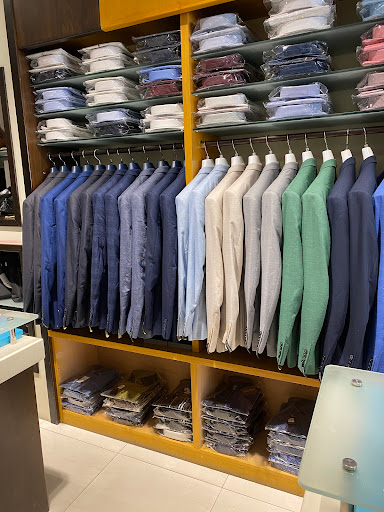 Blaizar Men’s Clothing (معرض بليزر للملابس الجاهزه) 