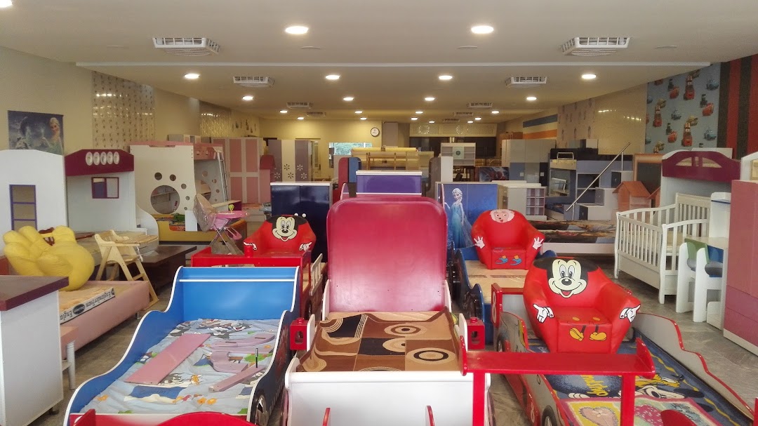 Kidsnbigs Furniture Showroom