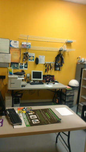 Computer Repair Service «Computer Repair / Sales / Services», reviews and photos, 870 New Hope Rd #200, Lawrenceville, GA 30046, USA