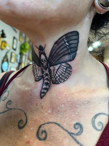 Find ideas for tattoo wedding rings for your next unique tattoo in Saint Petersburg at Buku Tattoo Studio