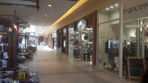 Shopping Mall «Patrick Henry Mall», reviews and photos, 12300 Jefferson Ave, Newport News, VA 23602, USA