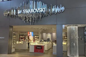 Swarovski Smith Haven Mall image