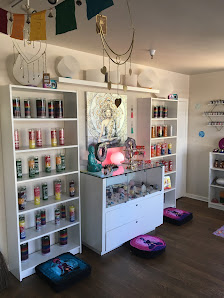 walnut grove psychic & mystic shop 14143 River Rd, Walnut Grove, CA 95690