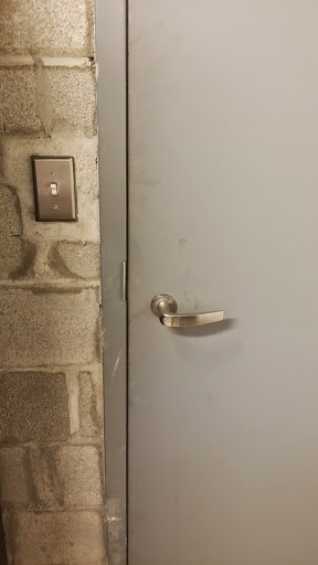 Locksmith «R.O.N Locksmith», reviews and photos, 644 W Addison St, Chicago, IL 60613, USA