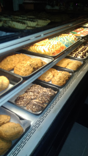 Bakery «Mandeville Bake Shop», reviews and photos, 2203 Florida St, Mandeville, LA 70448, USA