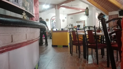 Restaurant Los Adobes