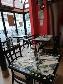 Atmosphère du Restaurant italien CHEZ TONINO. à Charenton-le-Pont - n°10