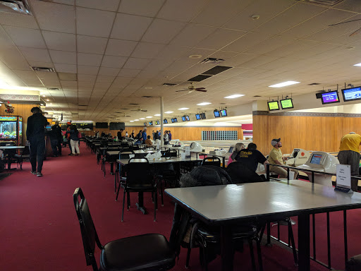 Bowling Alley «Colonial Lanes», reviews and photos, 2253 Old Hwy 218 S, Iowa City, IA 52246, USA