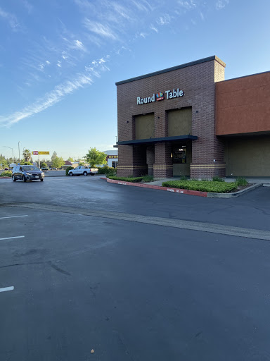 Pizza Restaurant «Round Table Pizza», reviews and photos, 9500 Greenback Ln, Folsom, CA 95630, USA