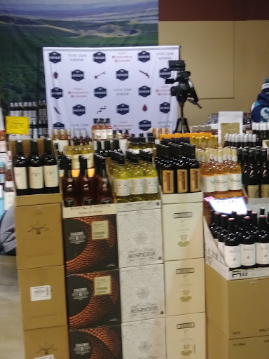 Wine Store «Esquin Wine Merchants», reviews and photos, 2700 4th Ave S, Seattle, WA 98134, USA