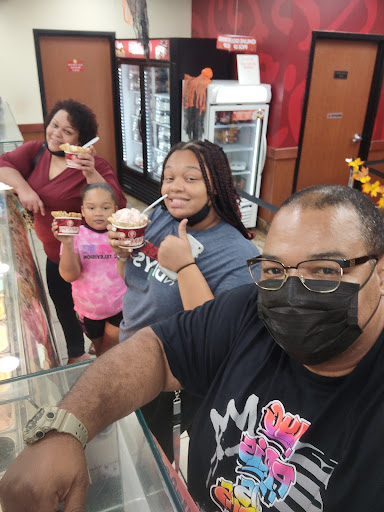 Ice Cream Shop «Cold Stone Creamery», reviews and photos, 250 N Atlantic Ave #102, Daytona Beach, FL 32118, USA