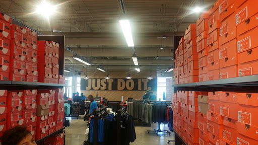 Sporting Goods Store «Nike Factory Store», reviews and photos, 4642 Factory Stores Blvd FF100, Myrtle Beach, SC 29579, USA
