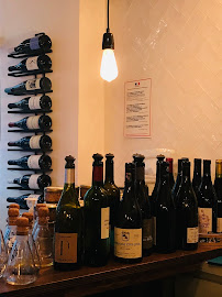 Atmosphère du Restaurant Wine Therapy Bar à Vins & Bistrot Paris 9 - n°14