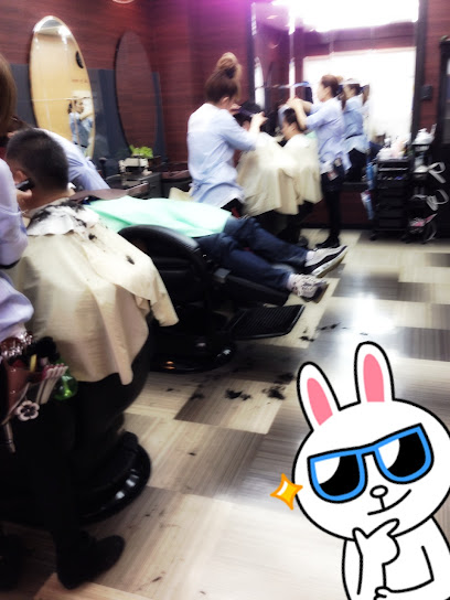 Barber COLOR's-of-hair (カラーズ)