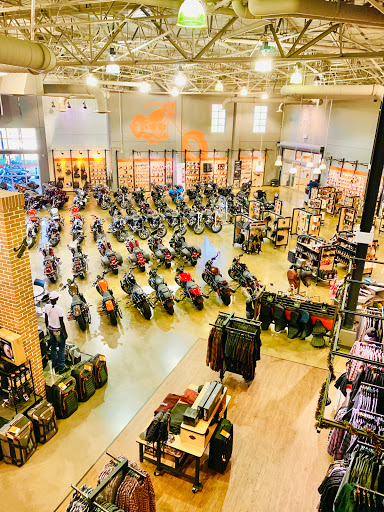Motorcycle Dealer «Six Bends Harley-Davidson», reviews and photos, 9501 Thunder Rd, Fort Myers, FL 33913, USA