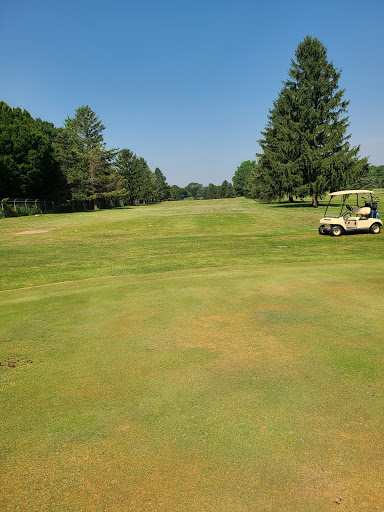 Golf Course «Evergreen Golf Course», reviews and photos, 1503 Lititz Rd, Manheim, PA 17545, USA