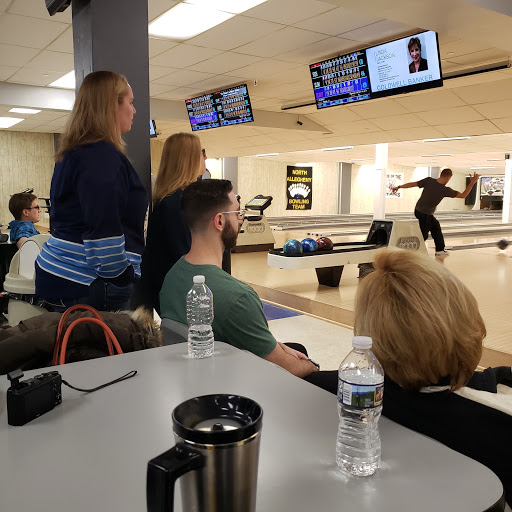 Bowling Alley «Perry Park Lanes», reviews and photos, 9600 Perry Hwy, Pittsburgh, PA 15237, USA