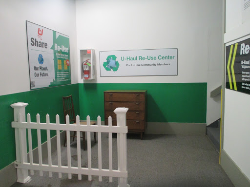 Truck Rental Agency «U-Haul Moving & Storage of Brockton», reviews and photos, 661 N Main St, Brockton, MA 02301, USA