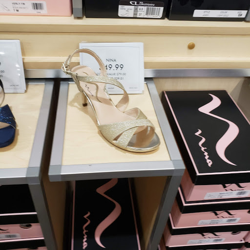 Shoe Store «DSW Designer Shoe Warehouse», reviews and photos, 1360 S Washington St, North Attleborough, MA 02760, USA