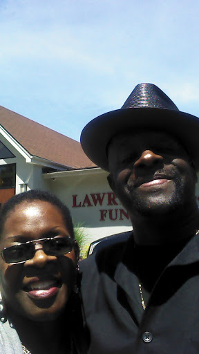 Funeral Home «Moon Lawrence E Funeral Home», reviews and photos, 906 W Flint Park Blvd, Flint, MI 48505, USA