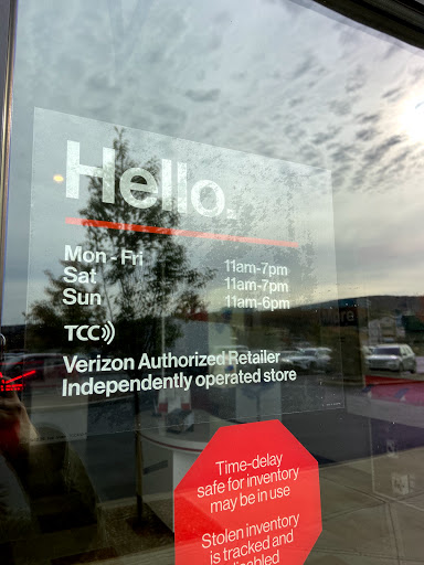 Cell Phone Store «Verizon Authorized Retailer, TCC», reviews and photos, 1071 Shoppes Blvd, Moosic, PA 18507, USA