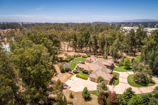 Lindsey Harn Group - Christies International Real Estate Sereno image