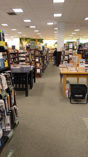 Book Store «Barnes & Noble», reviews and photos, 3029 NY-50, Saratoga Springs, NY 12866, USA