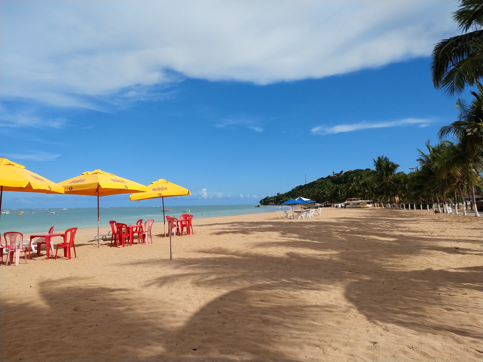 Foto van Praia de Japaratinga met helder zand oppervlakte