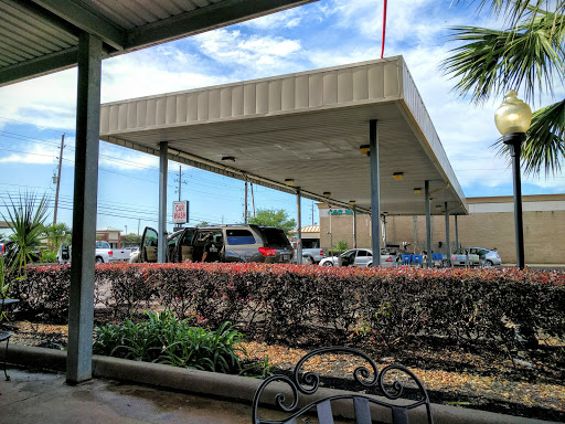 Car Wash «Rain Forest Wash & Lube», reviews and photos, 7110 Barker Cypress Rd, Cypress, TX 77433, USA