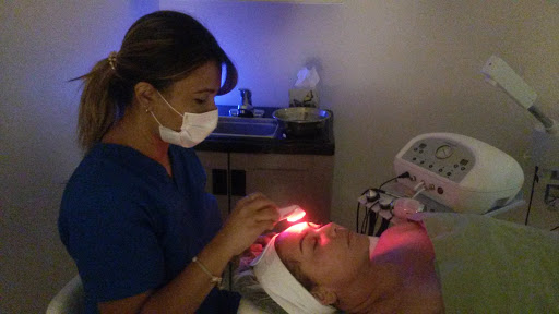 Medical Spa «Homeland Health Spa», reviews and photos, 445 N Krome Ave, Homestead, FL 33030, USA